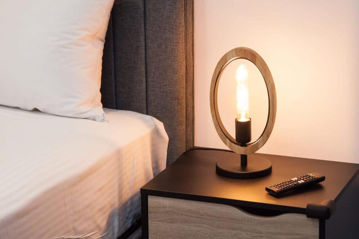 Elegant Urban Escape 1 Bd Apt In Kolonaki Apartment Athens Luaran gambar