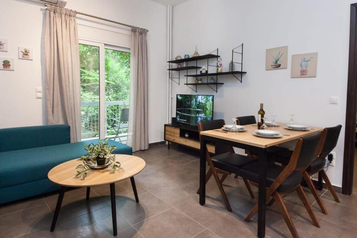 Elegant Urban Escape 1 Bd Apt In Kolonaki Apartment Athens Luaran gambar