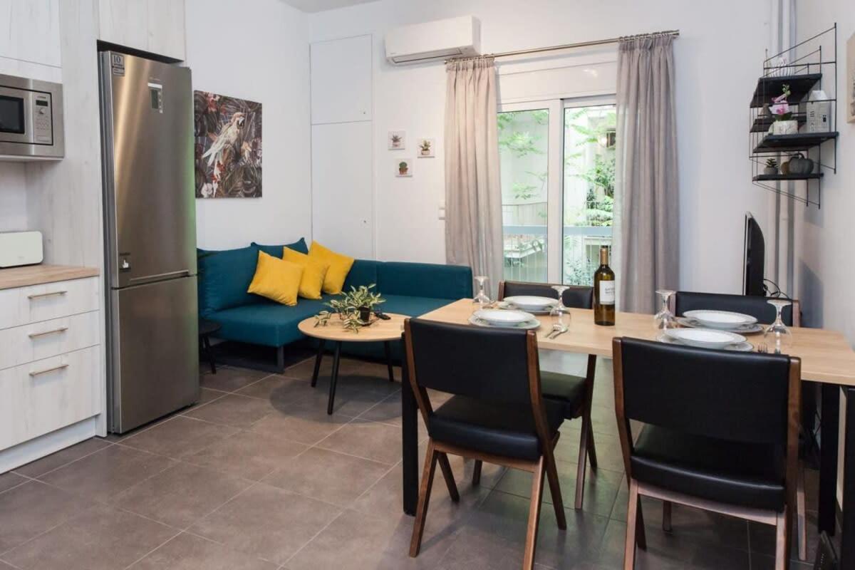 Elegant Urban Escape 1 Bd Apt In Kolonaki Apartment Athens Luaran gambar